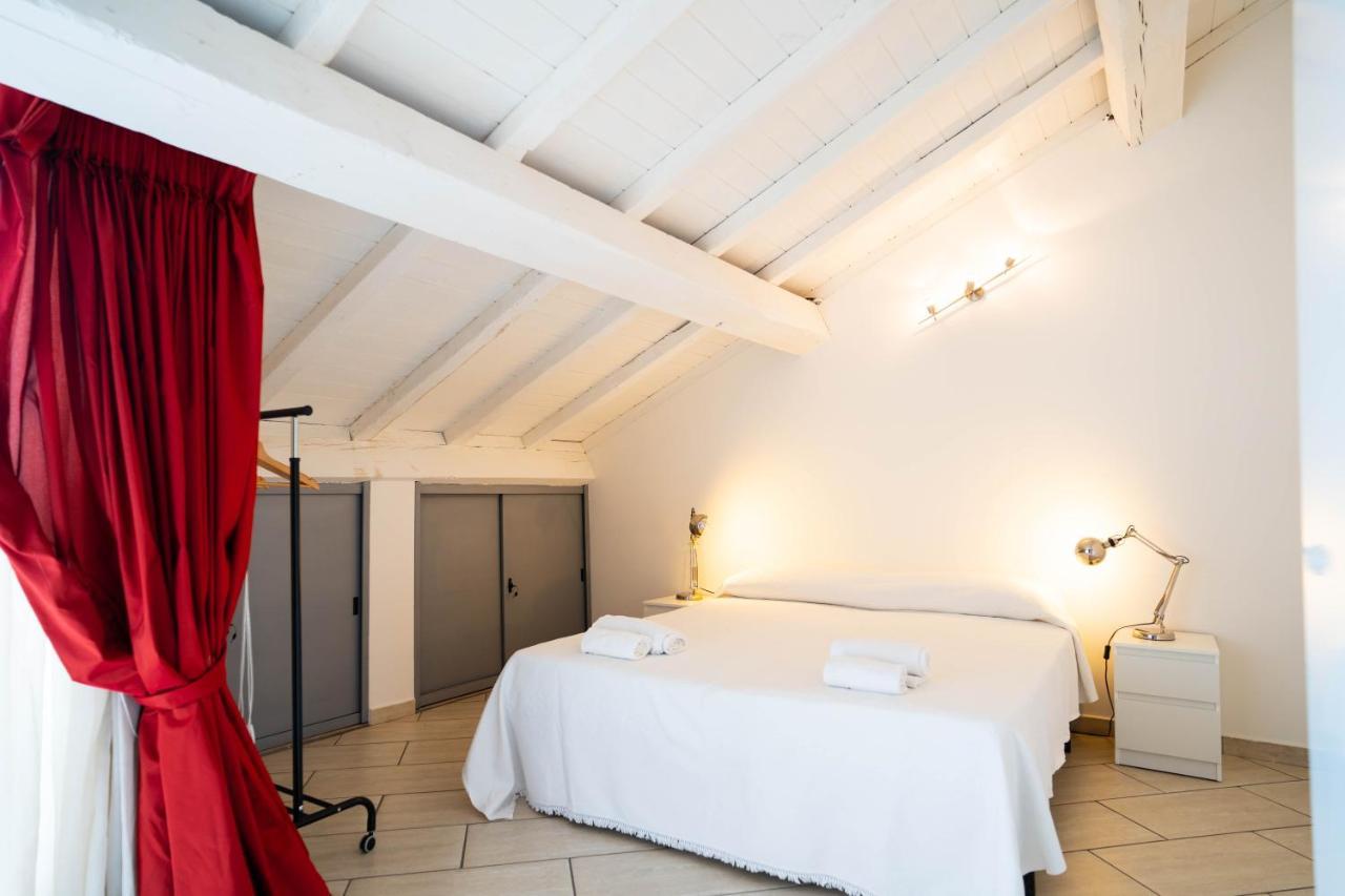 V12 Apartments - Vittoria 12 Νοβάρα Εξωτερικό φωτογραφία