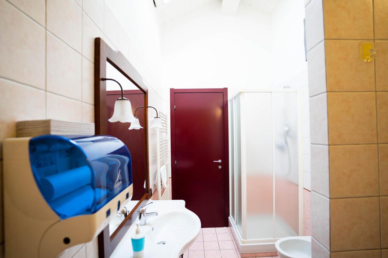 V12 Apartments - Vittoria 12 Νοβάρα Εξωτερικό φωτογραφία